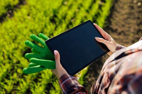 How AI is Revolutionising Agriculture